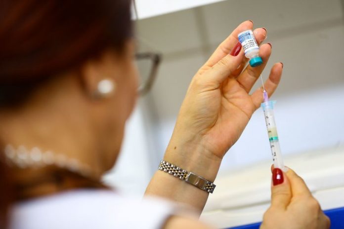 governo mineiro alerta para baixa adesao a vacinacao contra sarampo