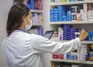 Farmácias ou drogarias já podem ser instaladas em supermercados farmaceutico clinico pode contribuir para saude da familia