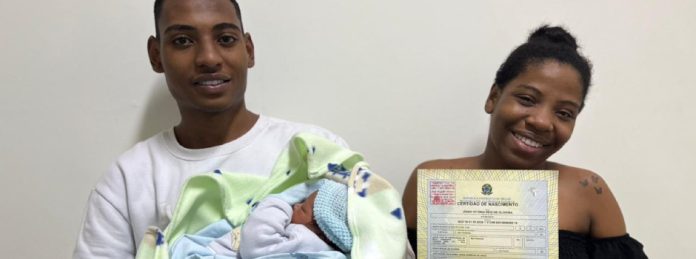 Certidão de nascimento