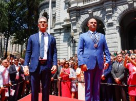 Saiba como foi a cerimônia de transmissão do cargo do governador Romeu Zema para Mateus Simões Romeu