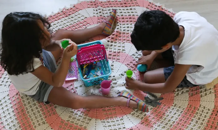 CRIANÇAS