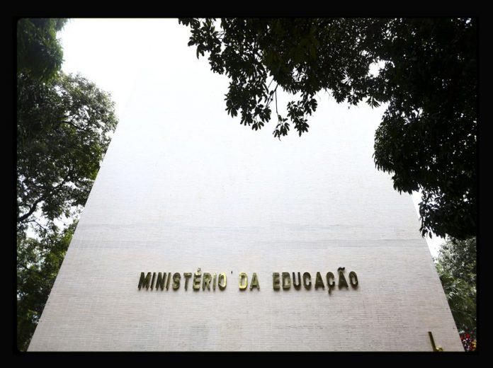 Ministério da educação