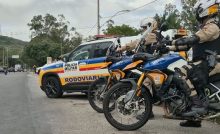 Polícia