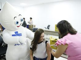 Férias escolares são chance de colocar a vacinação das crianças em dia VACINA