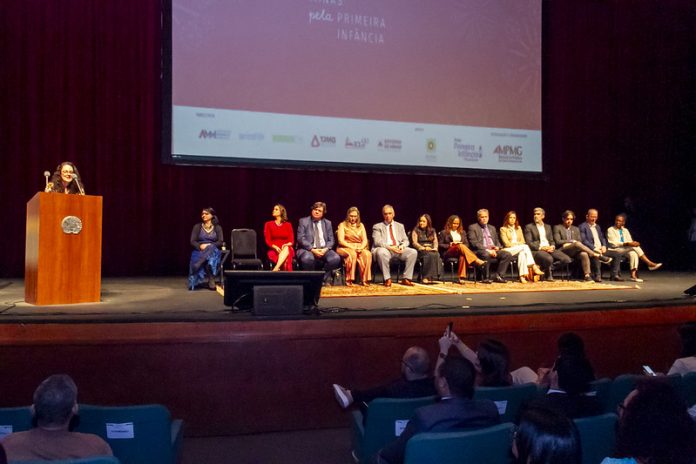 54914773163 f4b9b0d07d c