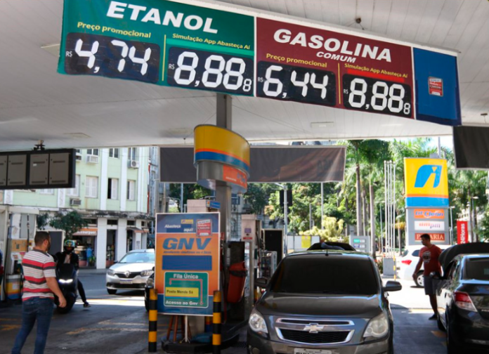 Posto de combustível