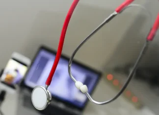 AgSUS e FMUSP abrem mil vagas para curso gratuito sobre Saúde Digital SUS