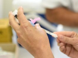 Secretaria de Estado de Saúde reforça vacinação contra HPV como principal forma de prevenção à doença hpv vacina