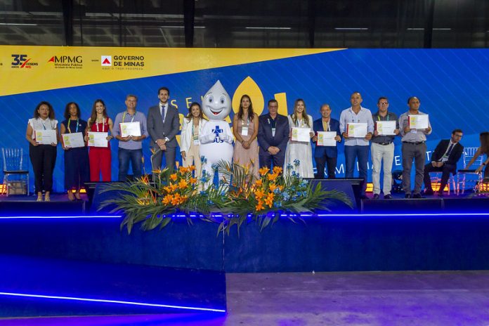 55197492005 e9a5550142 c