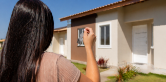 Com novas regras, programa Aluguel Social amplia proteção a mulheres em situação de violência mulher